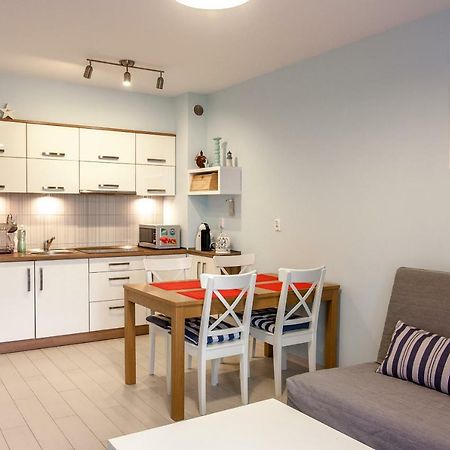 Apartament Kapitanski Bursztynowe Komnaty Darłówko Exterior foto