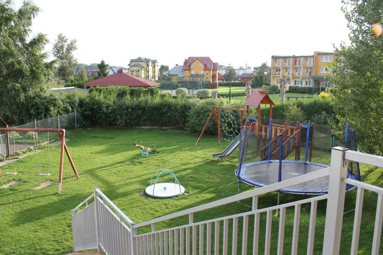 Apartament Kapitanski Bursztynowe Komnaty Darłówko Exterior foto