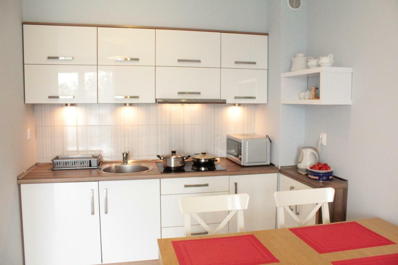 Apartament Kapitanski Bursztynowe Komnaty Darłówko Exterior foto